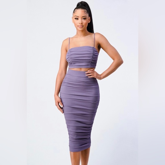 NWT Sexy Two-Piece Skirt Set | Bandage Fit | Ruching Detail | S–L - Picture 5 of 8